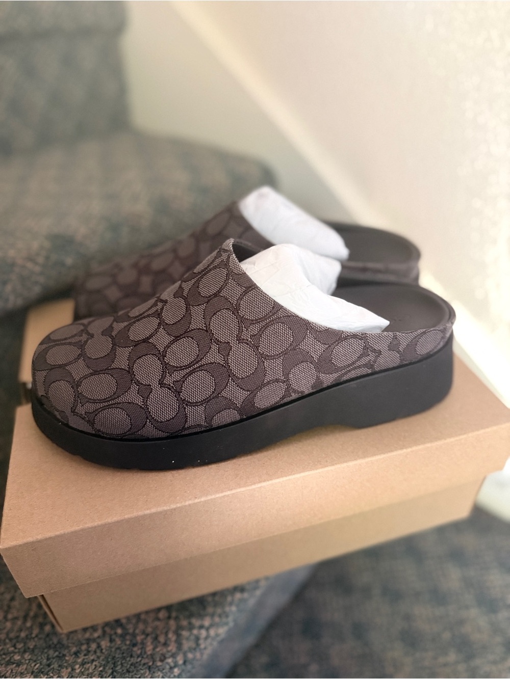 Coach Brown Signature Clog Slip-On with Black Sole women’s size 10 - Picture 7 of 16